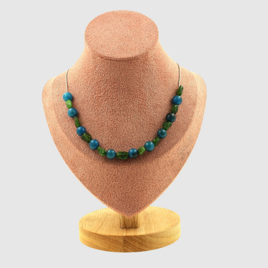 Diopside from Brazil + Apatite 8 mm 20 beads necklace.