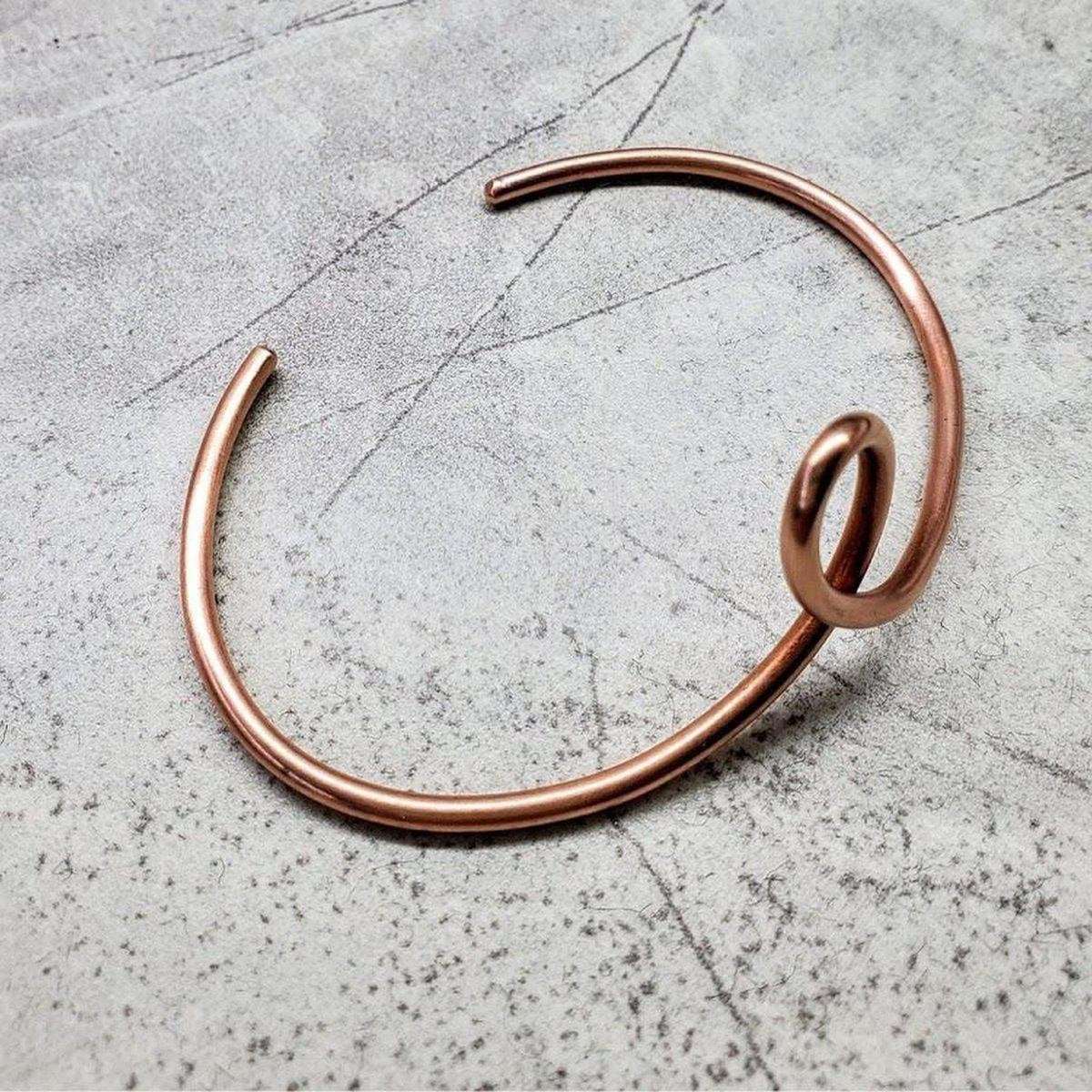 Handmade Copper Teardrop Bangle