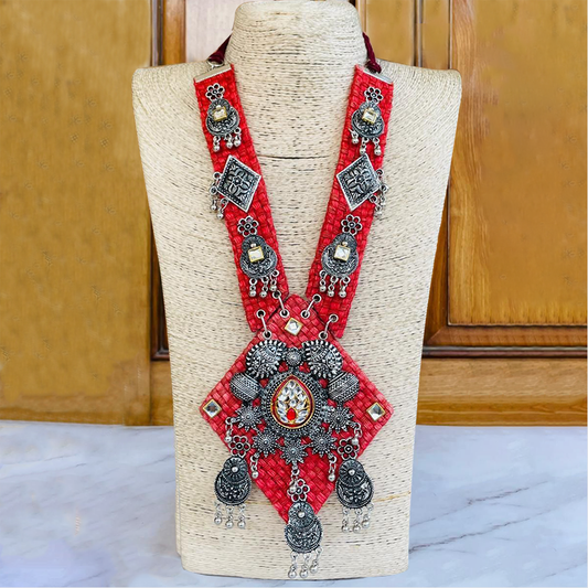 Women Stone-Studded Long Necklace